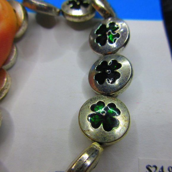 4 Leaf Clover Jewelry Stretchy Bracelet - Picture 3 of 3